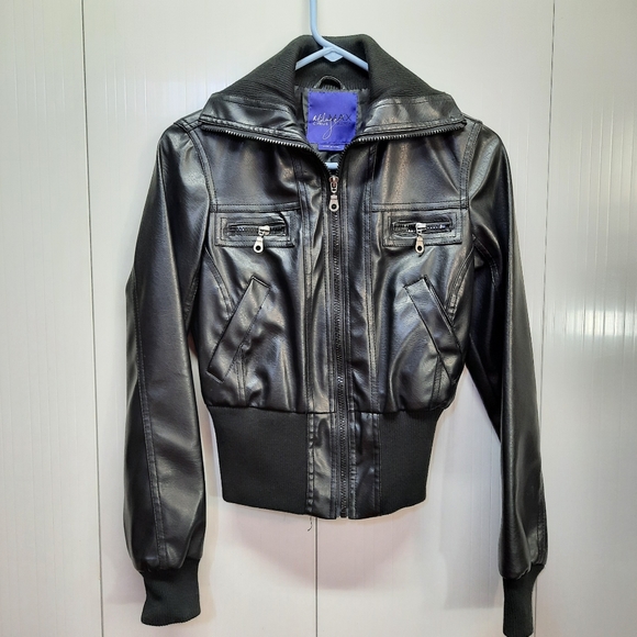 Miley Cyrus Max Azria Faux Leather Girl's Jacket Black size S - Picture 16 of 16